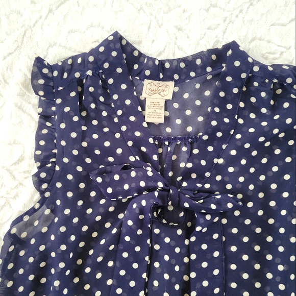 Polka dot sheer blouse - Picture 2 of 5